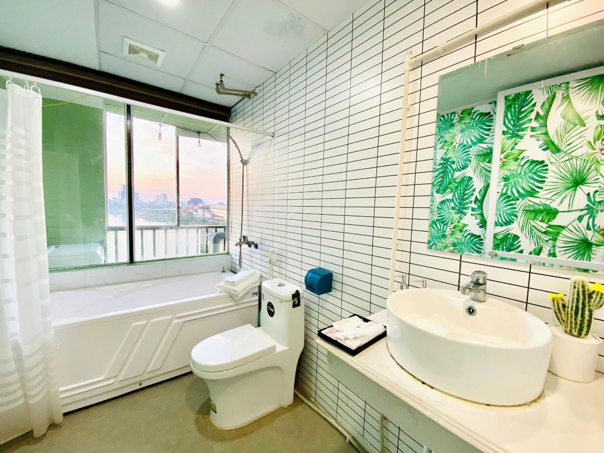 Luxe Paradise Residence 76 To Ngoc Van Ханой Экстерьер фото